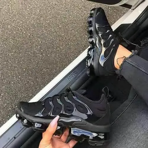 Chic Women's Summer Vulcanized Sneakers - Fashion-Forward Footwear for 2022