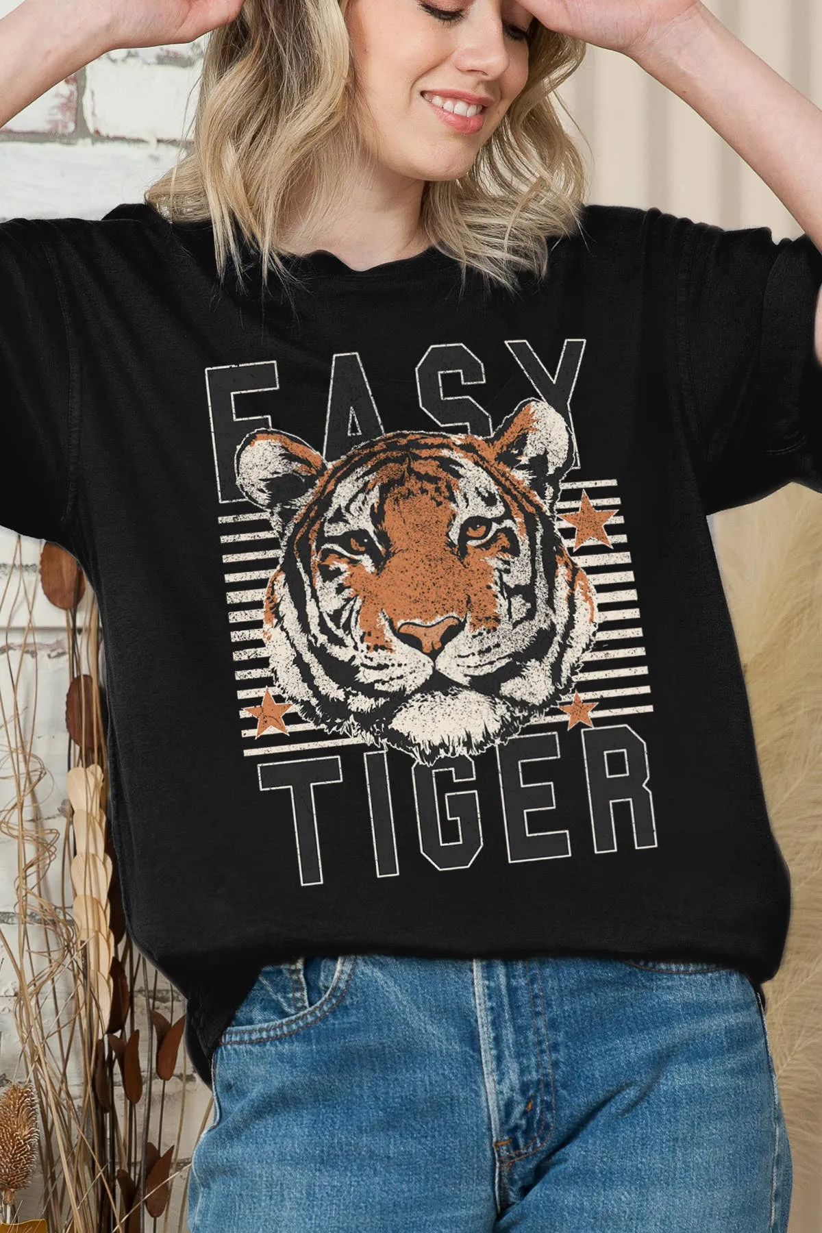 EASY TIGER Oversized Tee - Black