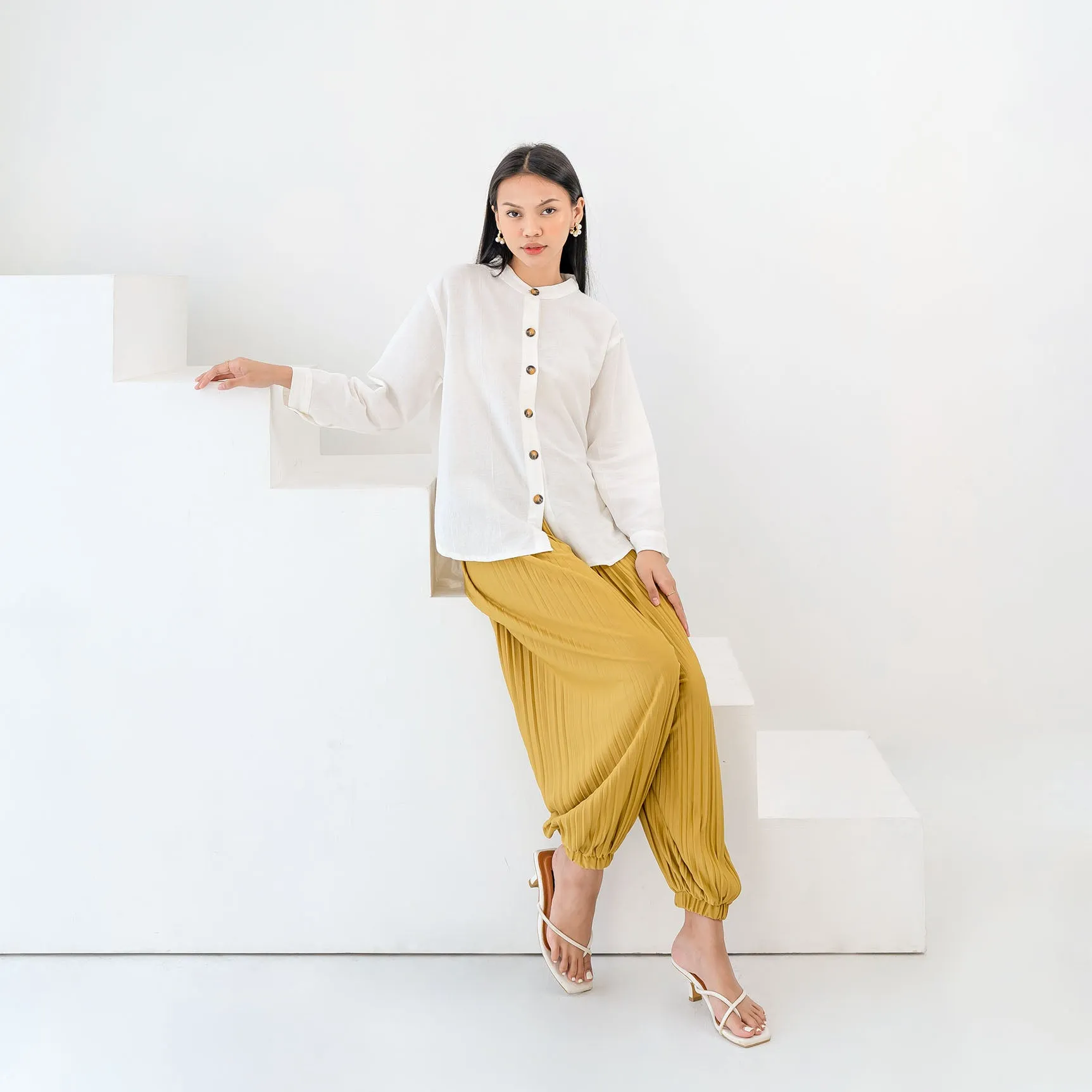 Silvertote Apparel Pakaian Wanita Jana Jogger Plisket Pants