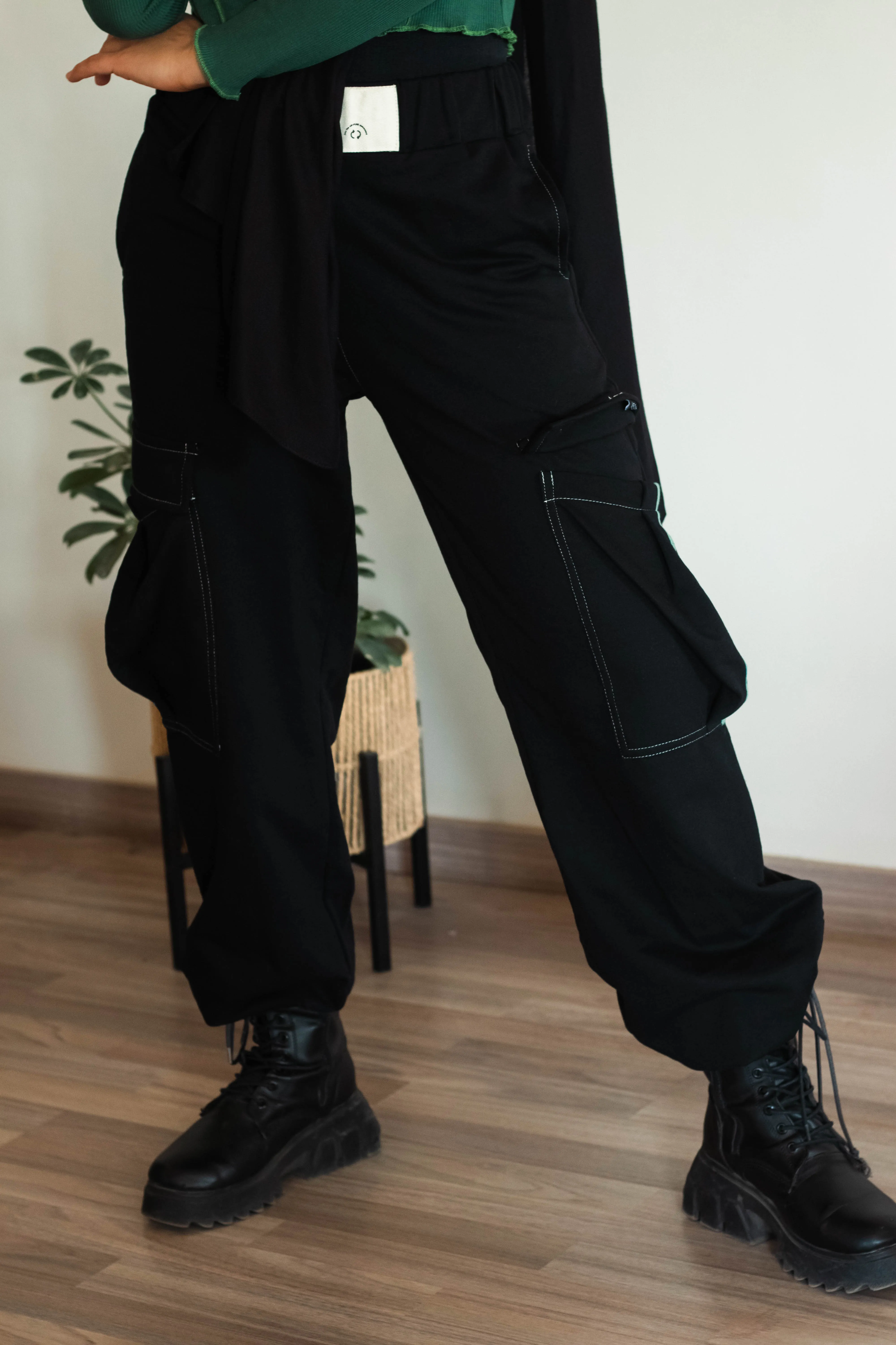 The Utility Pants in Black
